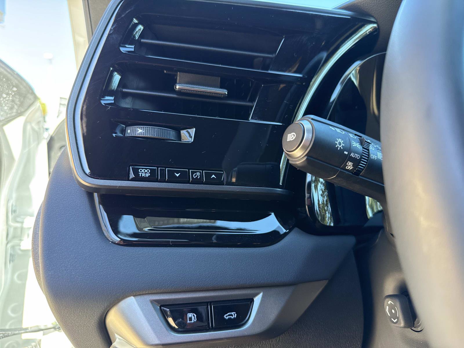 Certified 2025 Lexus RX 350 FWD image 32