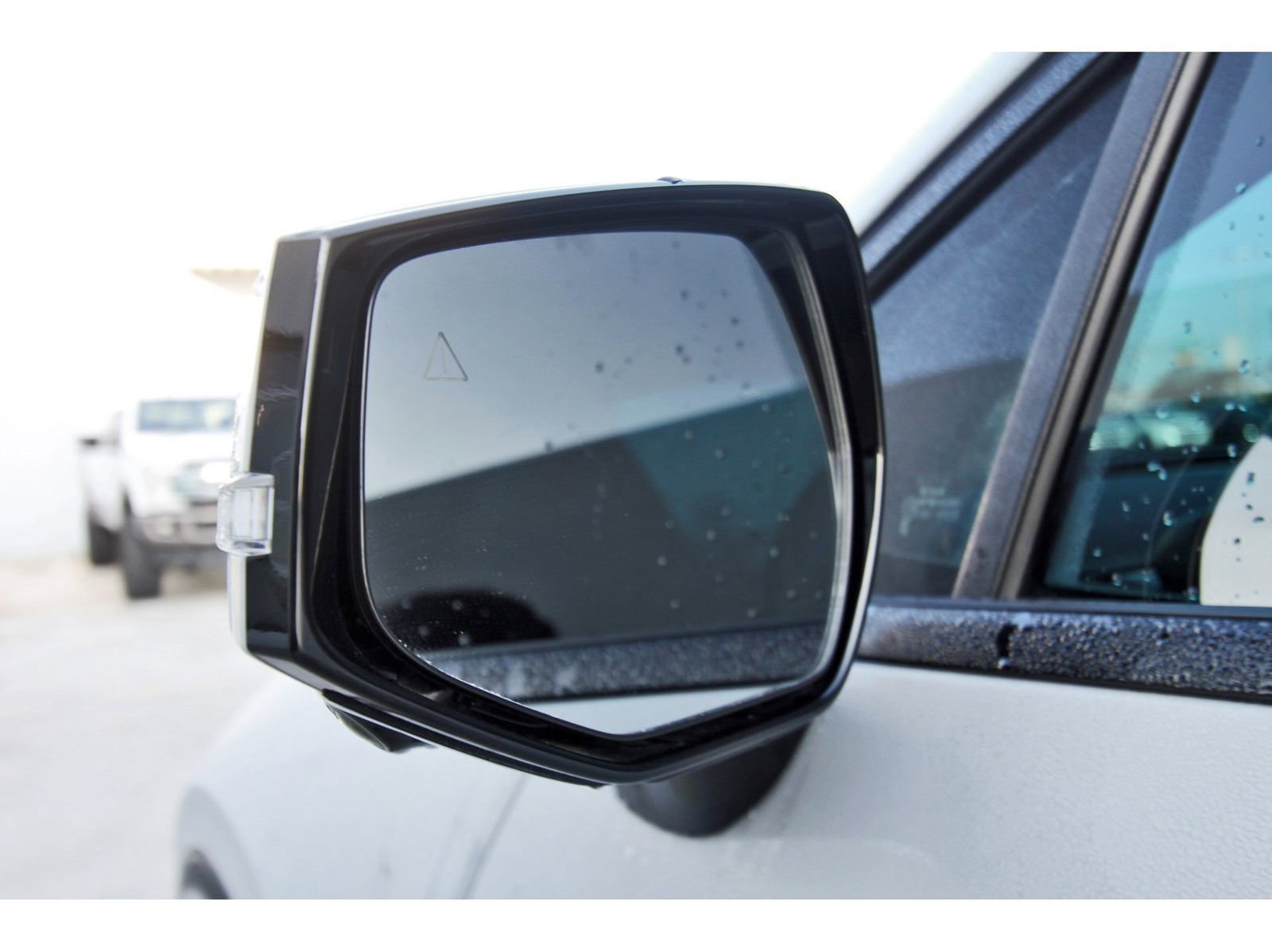 Used 2025 Kia Sportage SX image 10