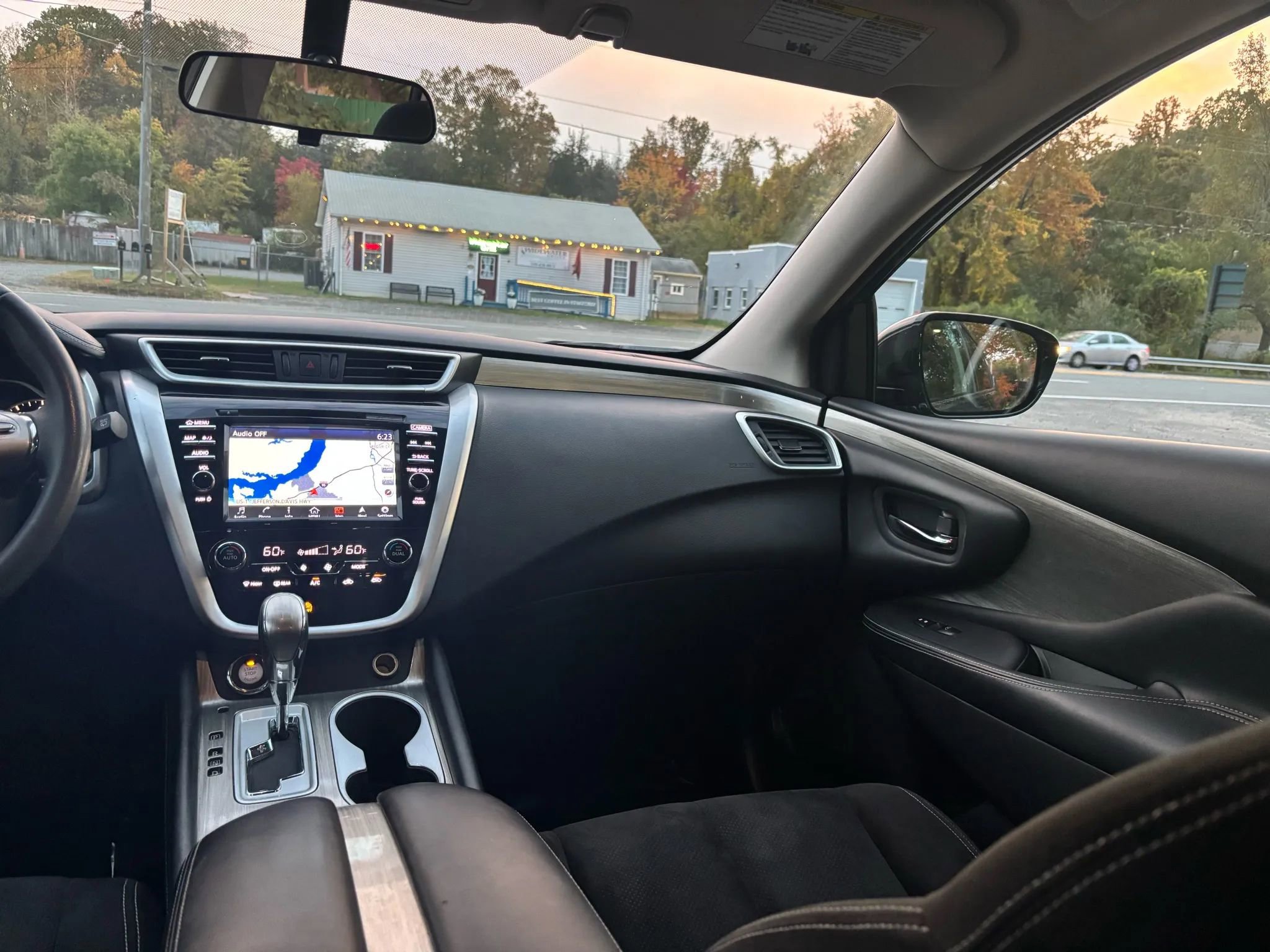 Used 2016 Nissan Murano SV image 27