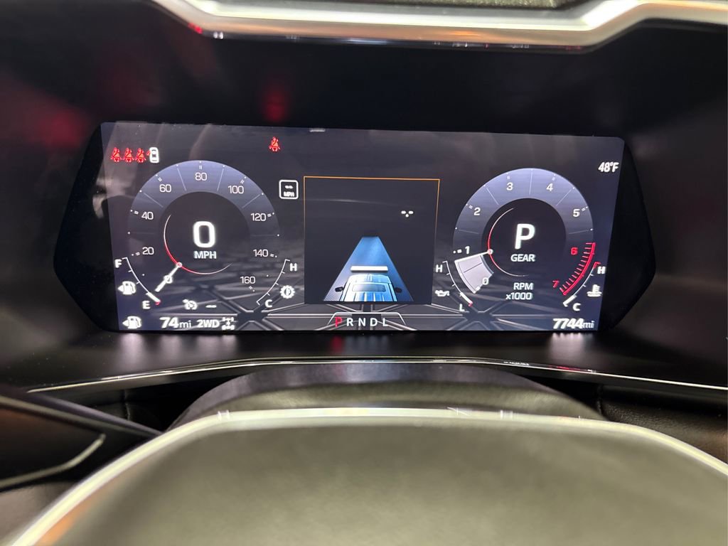 Used 2025 GMC Canyon Elevation image 22