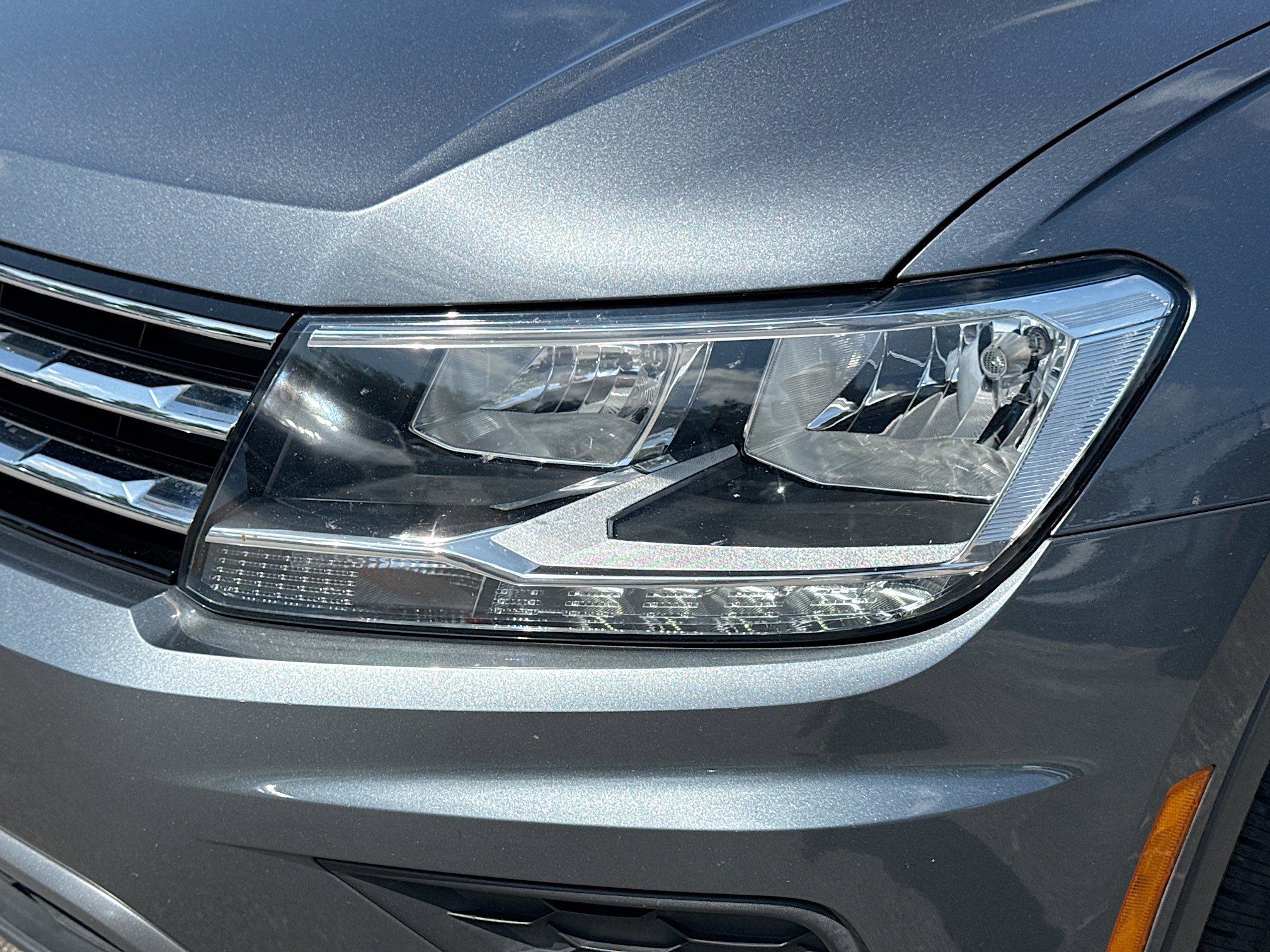 Used 2021 Volkswagen Tiguan S FWD image 9