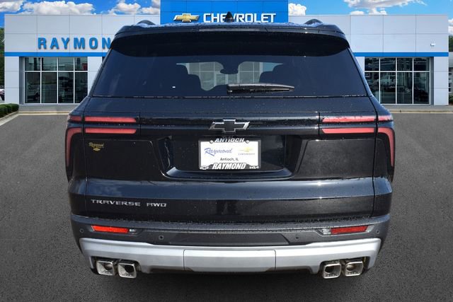 New 2026 Chevrolet Traverse LT w/ LPO, Floor Liner Package image 5