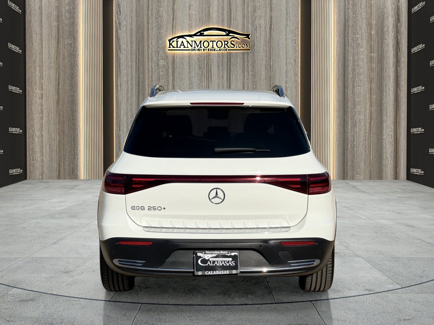 Used 2025 Mercedes-Benz EQB 250+ image 6