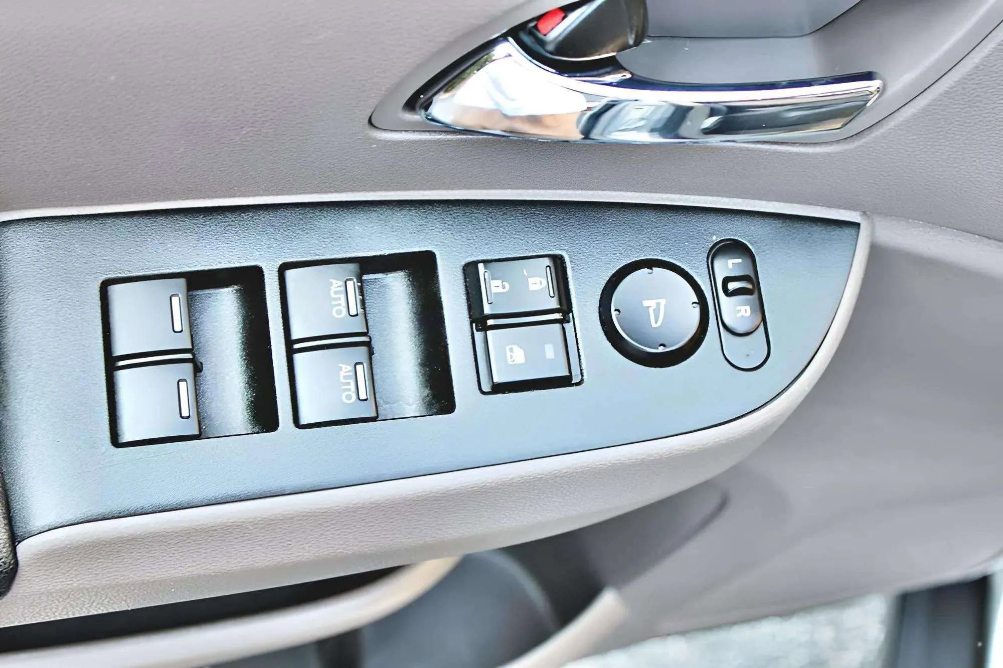 Used 2016 Honda Odyssey EX-L image 10