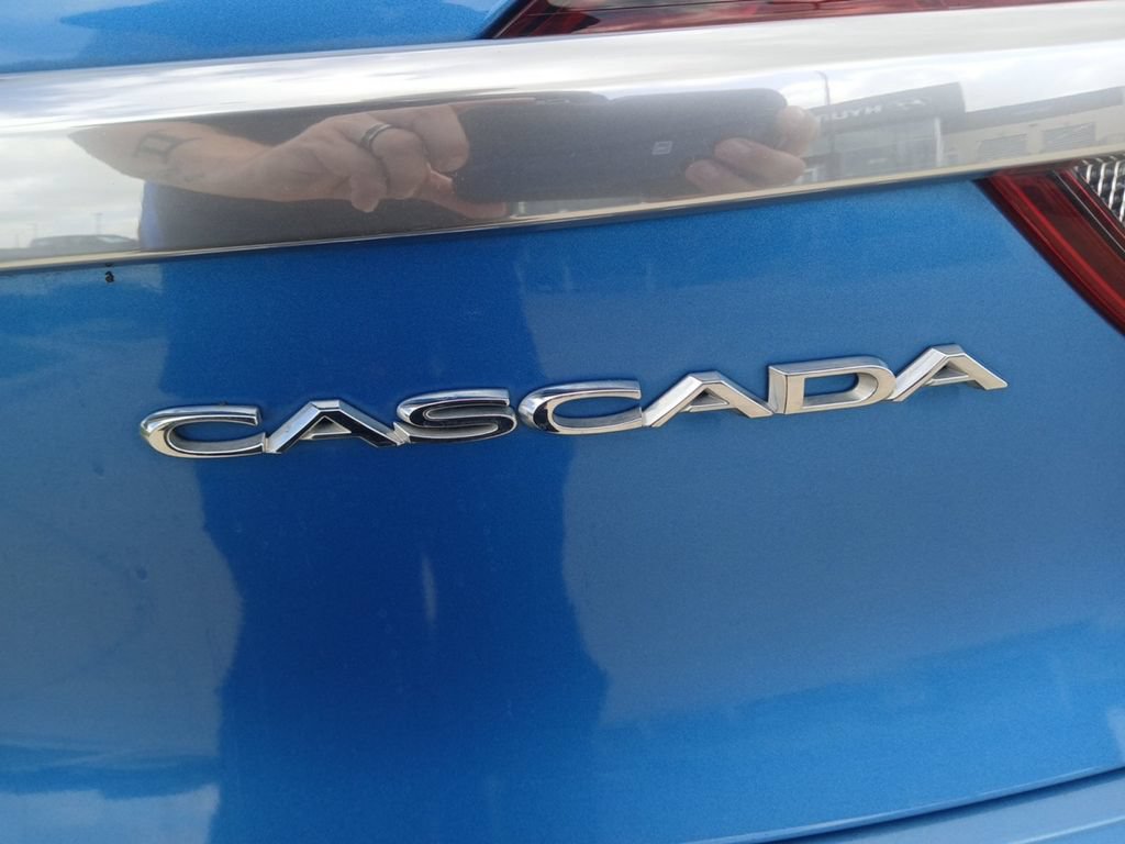 Used 2017 Buick Cascada Sport Touring FWD image 28