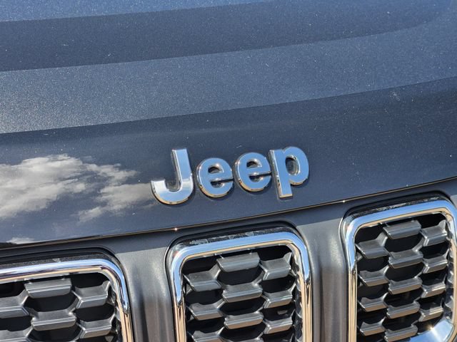 Certified 2025 Jeep Compass Sport w/ Mopar Graphics Package AWD/4WD image 12
