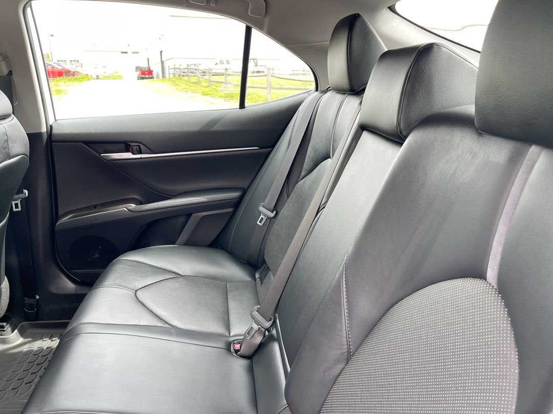 Certified 2021 Toyota Camry XLE FWD image 9