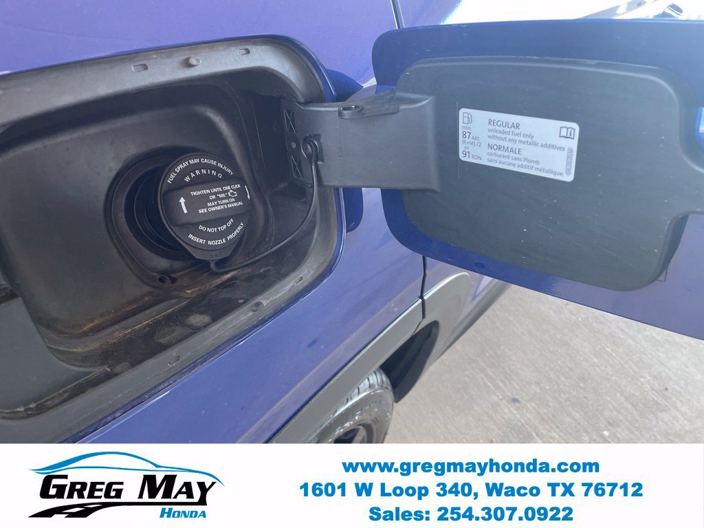 Used 2022 Volkswagen Taos SE w/ Panoramic Sunroof Package FWD image 35