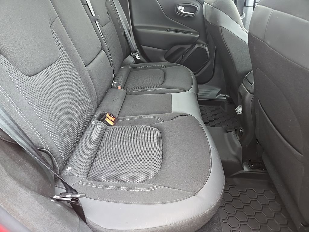 Used 2022 Jeep Renegade Latitude w/ Sun/Sound Group image 84