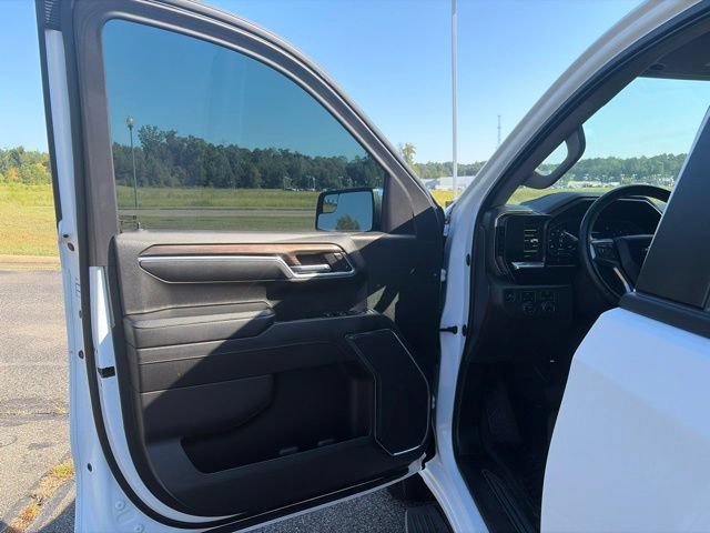 Used 2023 Chevrolet Silverado 1500 LT w/ Protection Package AWD/4WD image 16