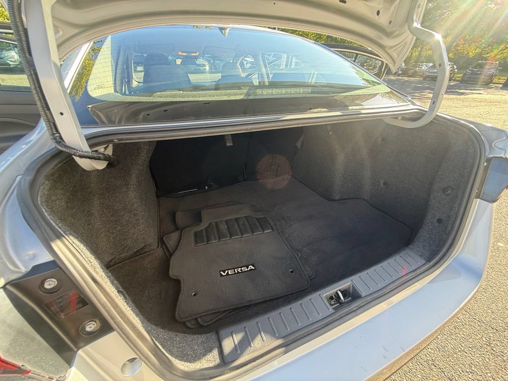 Used 2024 Nissan Versa SV w/ Trunk Package FWD image 27
