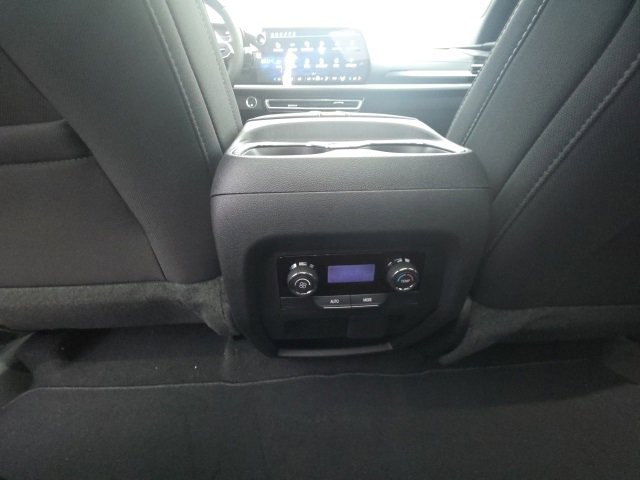 New 2026 Chevrolet Traverse LT image 26