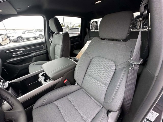 New 2026 RAM 1500 4x4 Crew Cab image 5