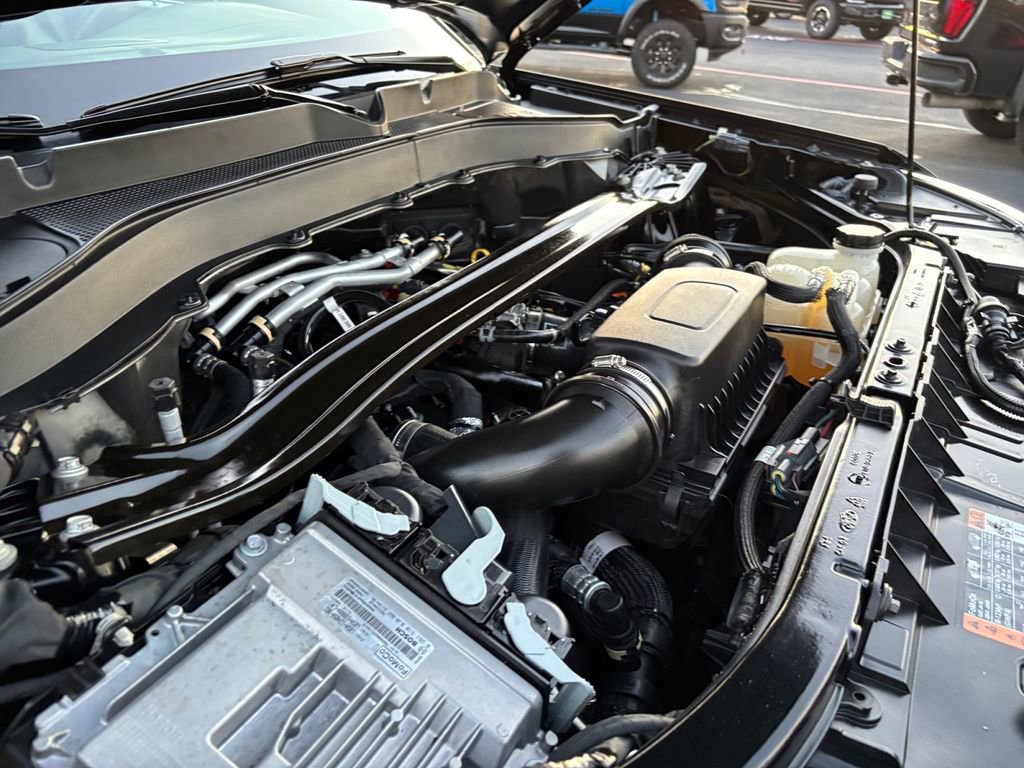 Used 2022 Ford Explorer Platinum w/ Equipment Group 601A image 14