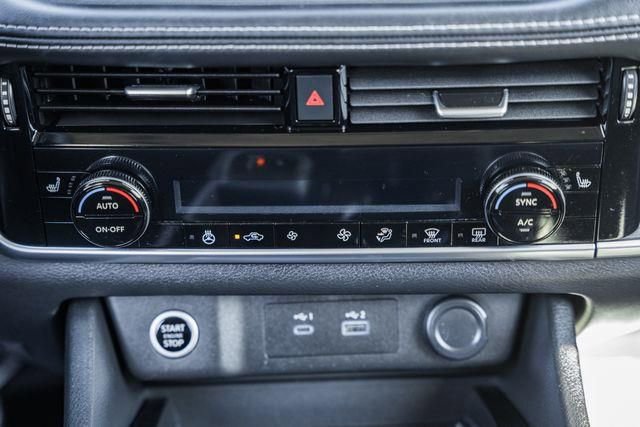 Used 2022 Nissan Rogue SV w/ SV Premium Package image 20