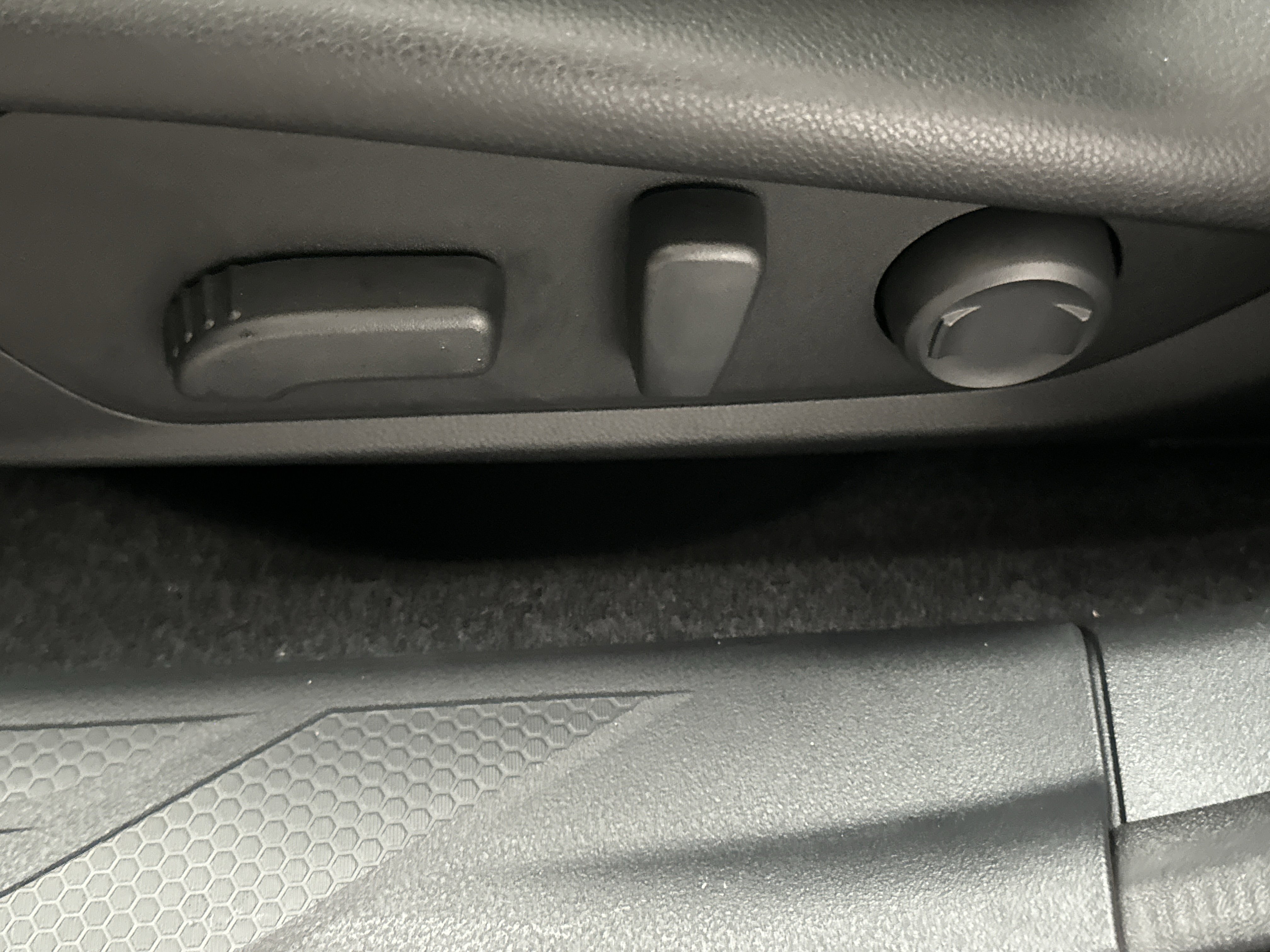 New 2026 Subaru Outback Premium image 19