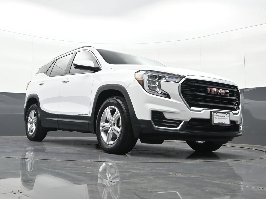 Certified 2024 GMC Terrain SLE w/ Driver Convenience Package FWD image 36