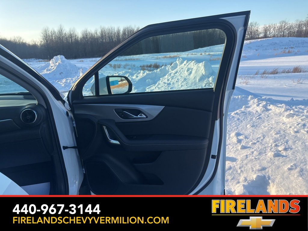 Certified 2024 Chevrolet Blazer LT w/ Convenience Package image 25