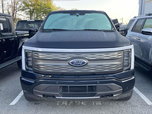 Used 2023 Ford F150 Lightning Lariat image 10