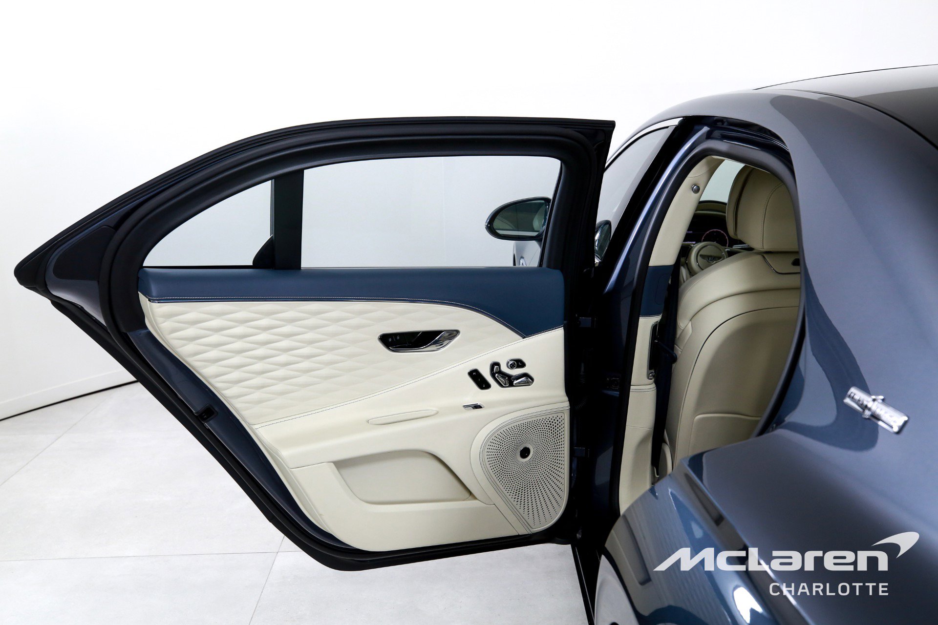 Used 2021 Bentley Flying Spur W12 w/ First Edition Specification image 17