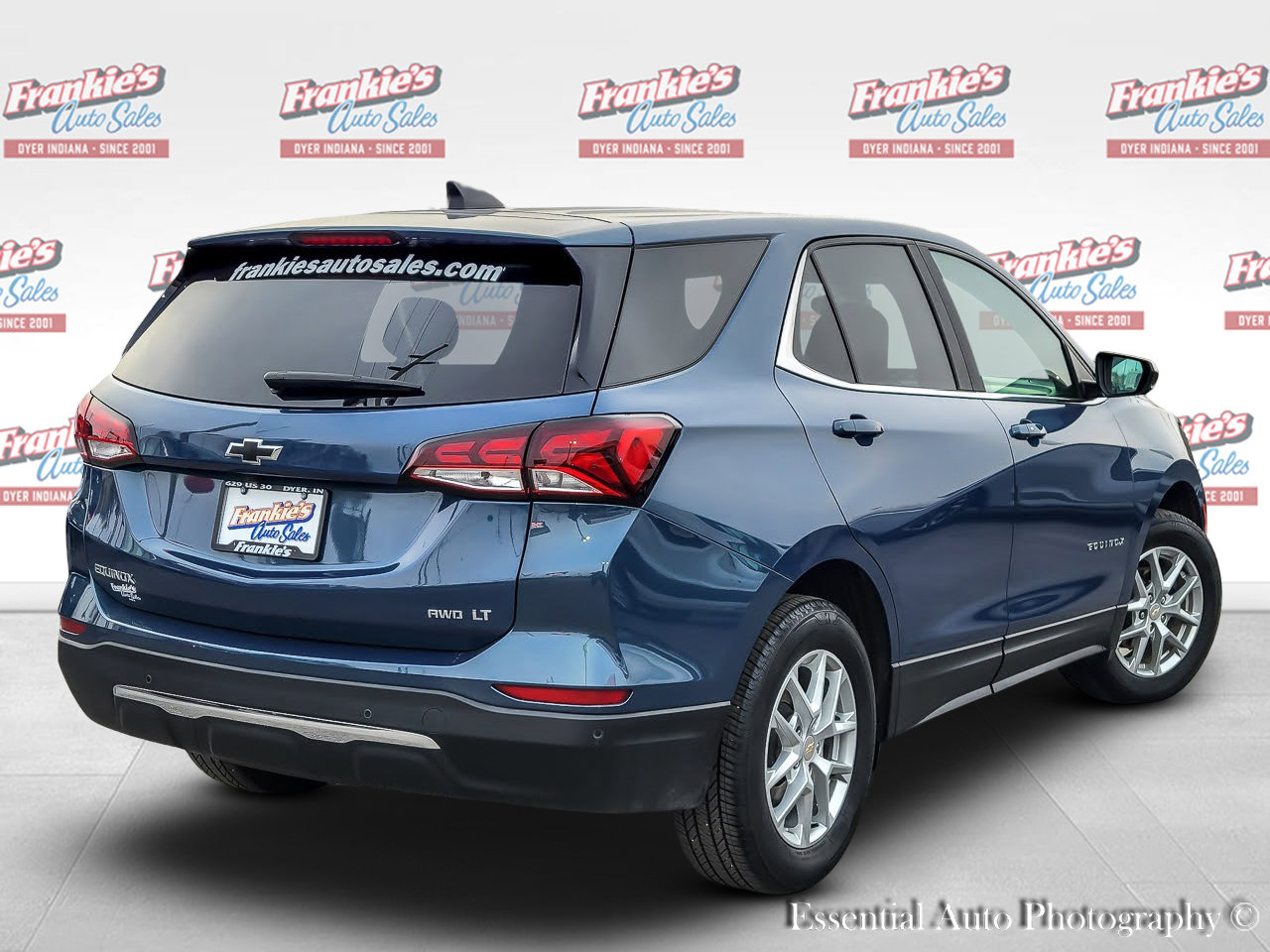 Used 2024 Chevrolet Equinox LT w/ LPO, Floor Liner Package AWD/4WD image 6