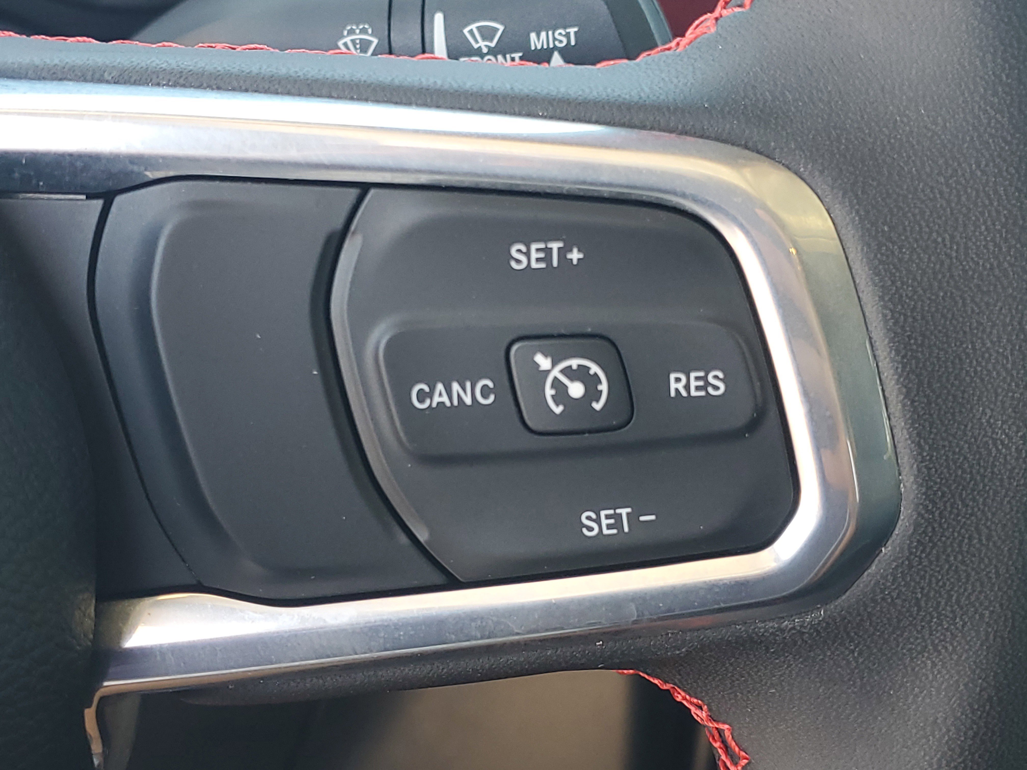 Used 2023 Jeep Gladiator Rubicon w/ Trailer Tow Package AWD/4WD image 23