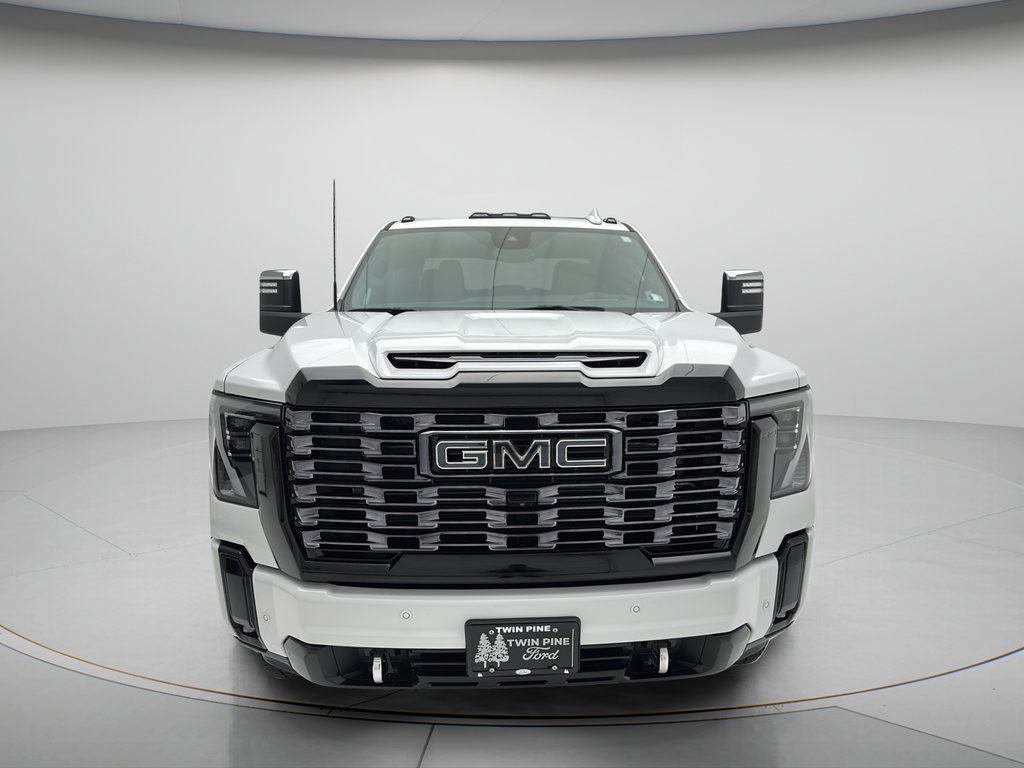 Used 2026 GMC Sierra 2500 Denali Ultimate AWD/4WD image 2