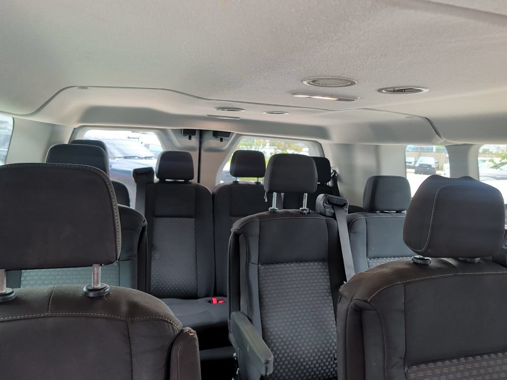 Used 2023 Ford Transit 350 XLT RWD image 9