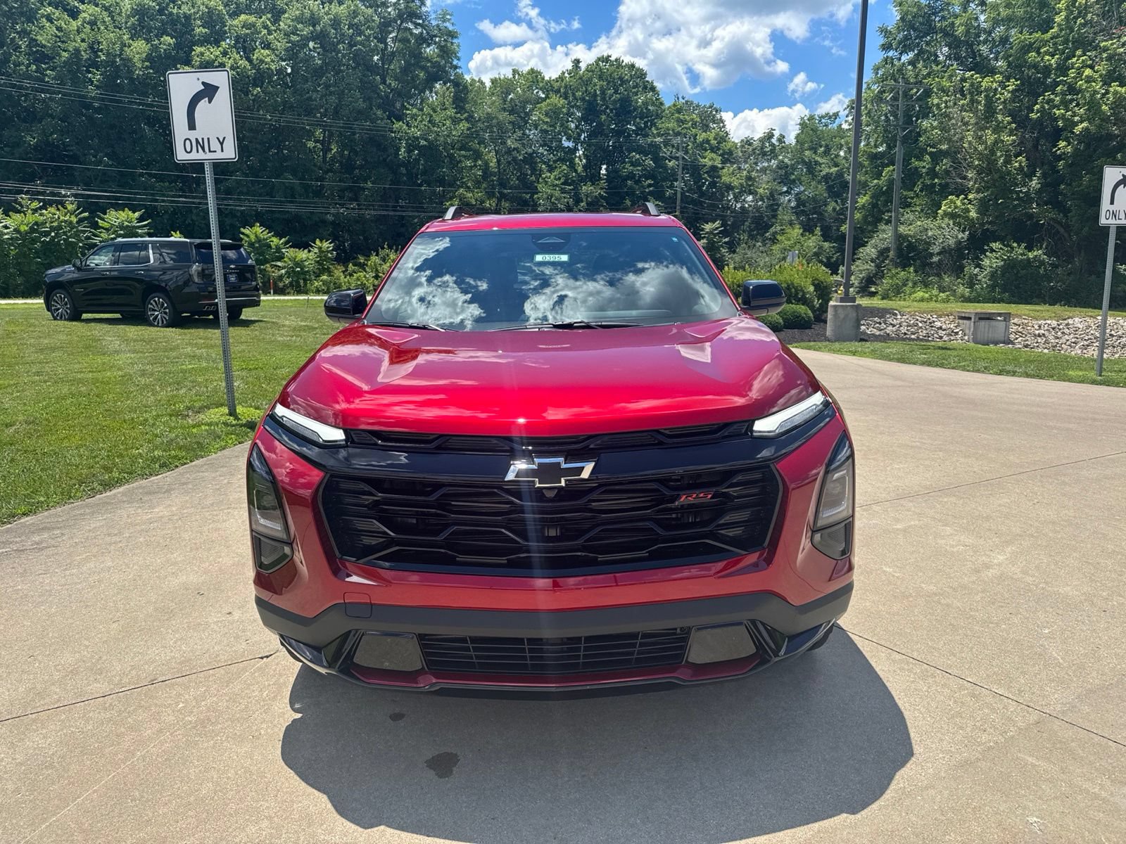 New 2026 Chevrolet Equinox RS FWD image 2