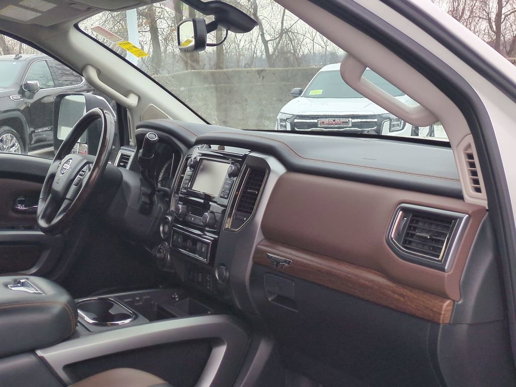 Used 2018 Nissan Titan Platinum Reserve w/ Platinum Utility Package image 21