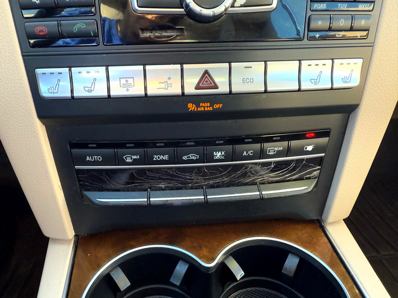 Used 2014 Mercedes-Benz E 350 4MATIC Coupe w/ Premium 1 Package image 18