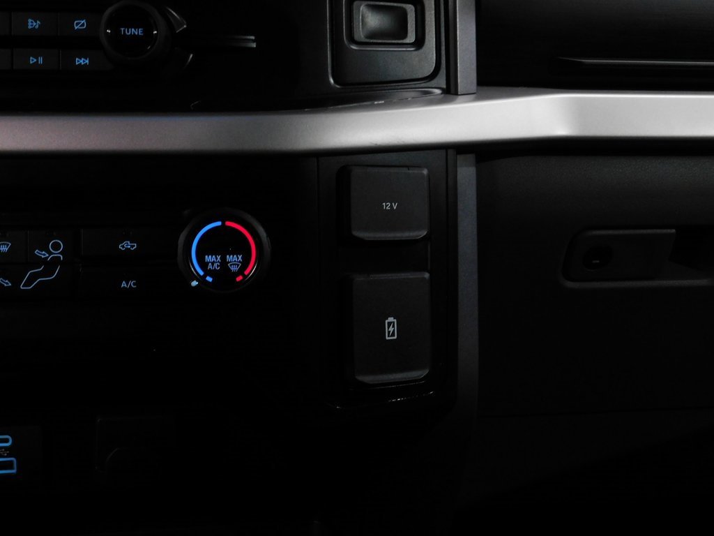 Used 2023 Ford F150 XLT w/ XTR Package image 46