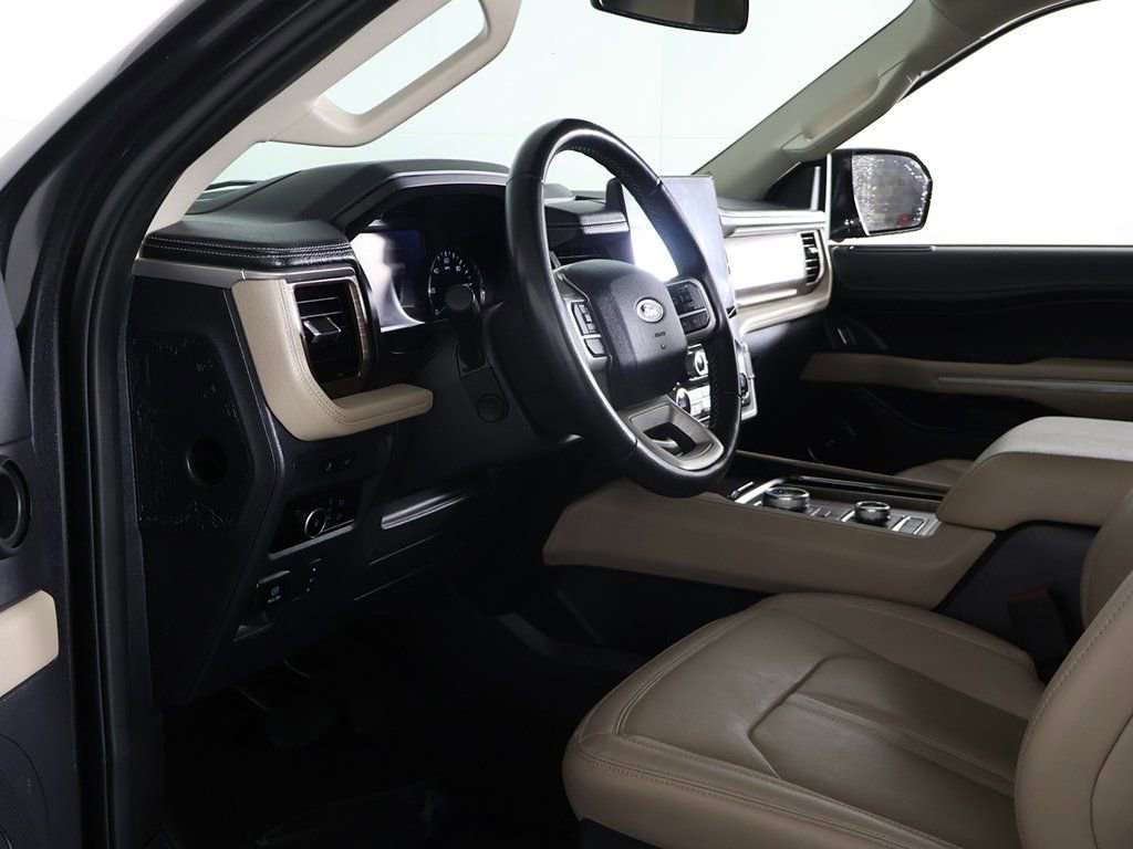 Used 2024 Ford Expedition Max Limited AWD/4WD image 28