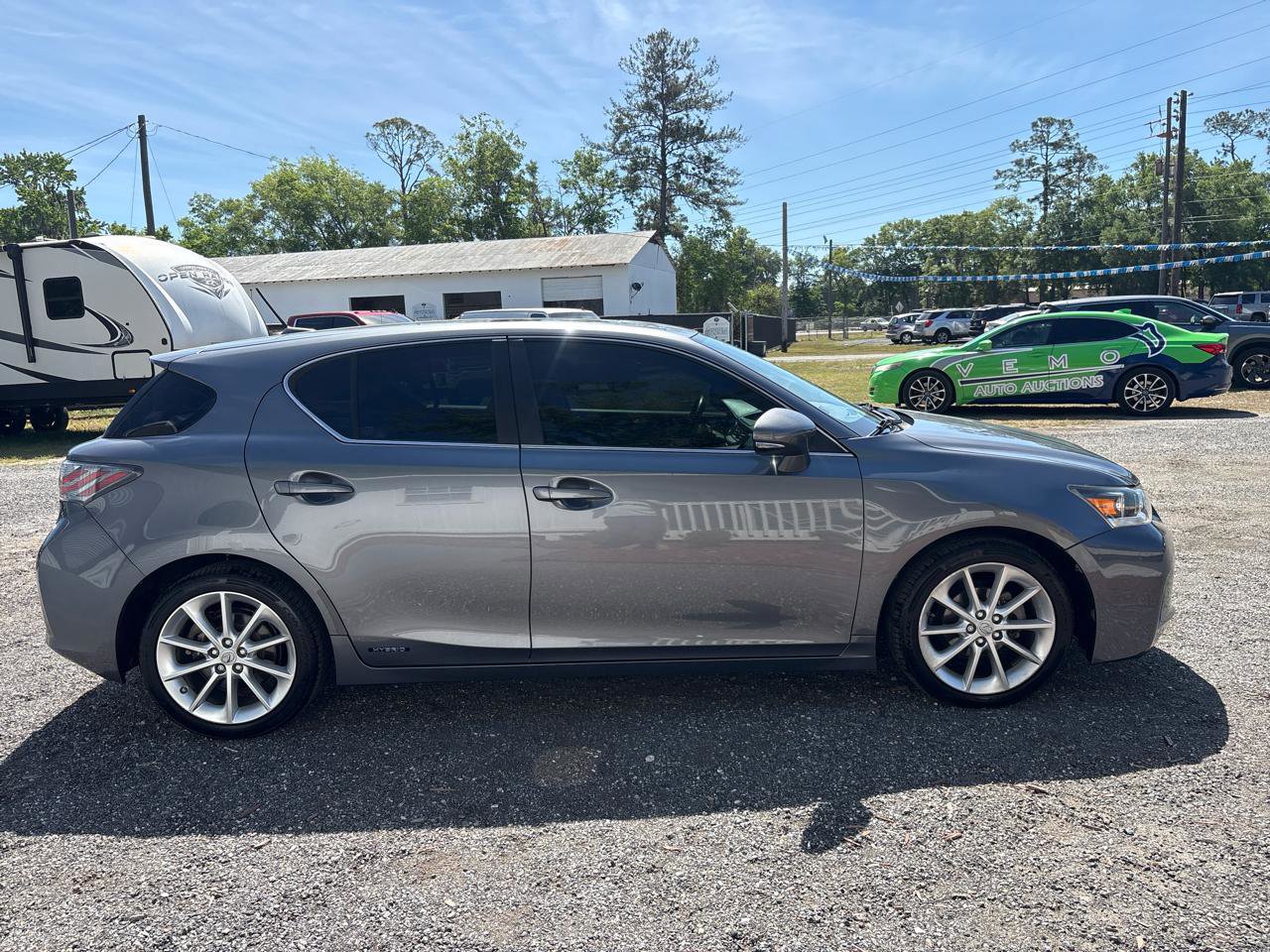 Used 2012 Lexus CT 200h Premium w/ Leather Pkg FWD image 4