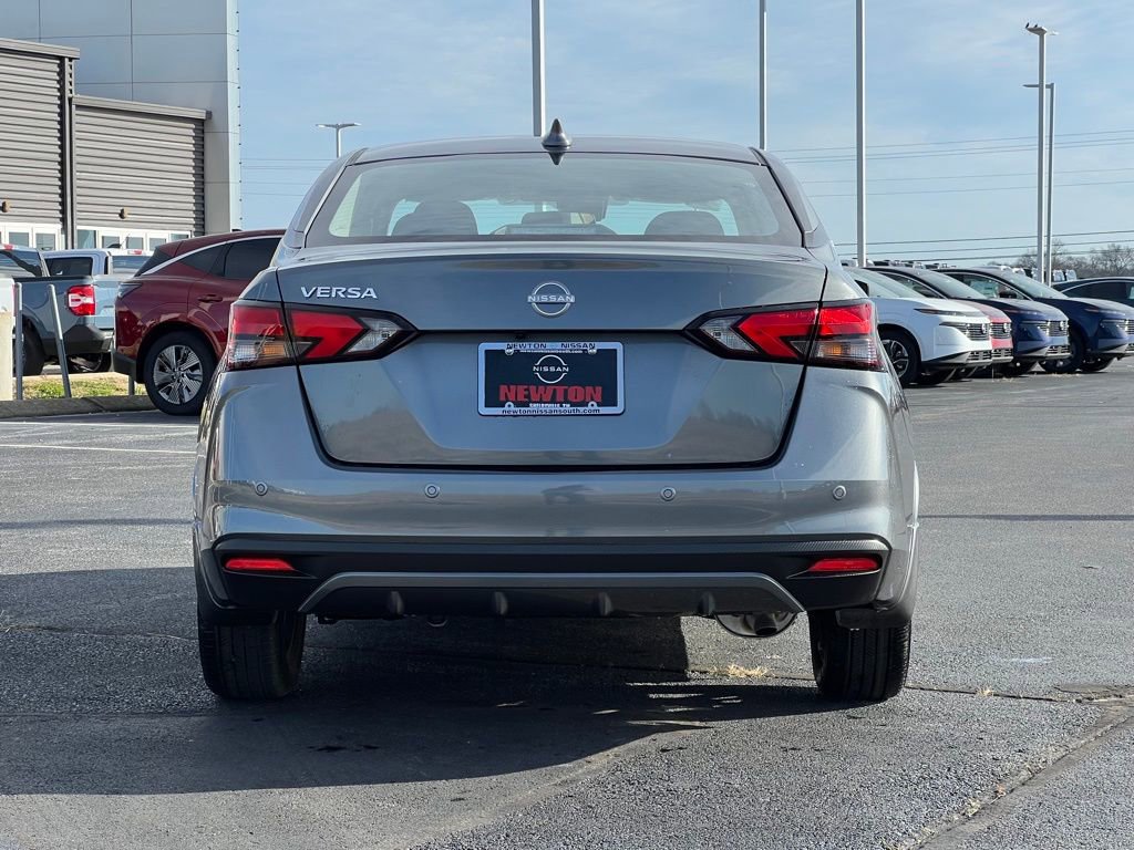 New 2025 Nissan Versa SV w/ Trunk Package image 6