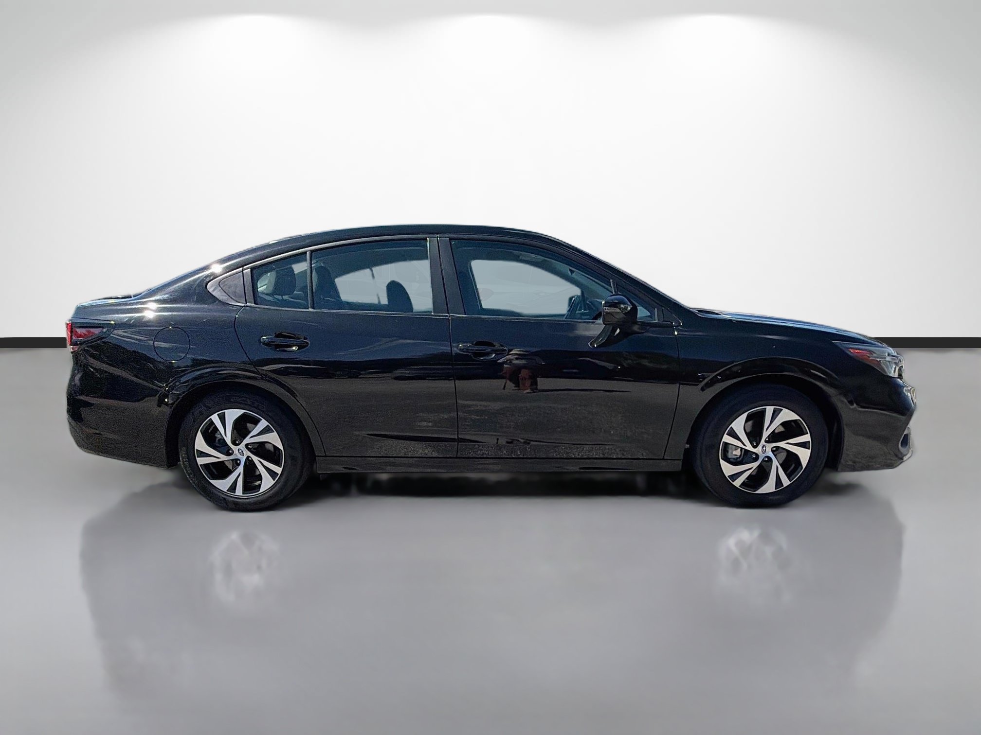 Used 2023 Subaru Legacy Premium AWD/4WD image 2