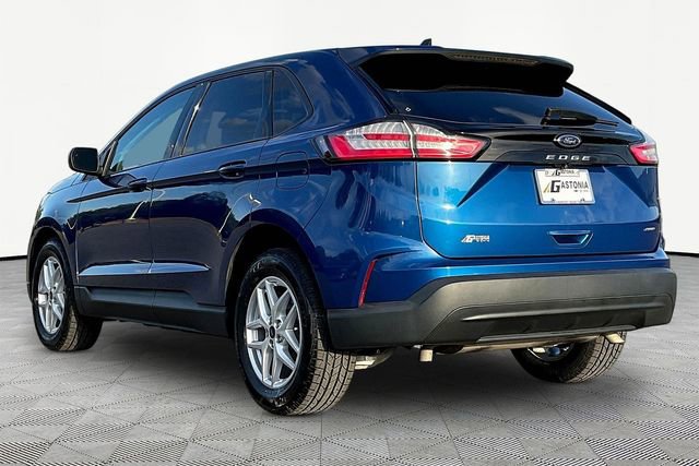 Used 2022 Ford Edge SE image 4
