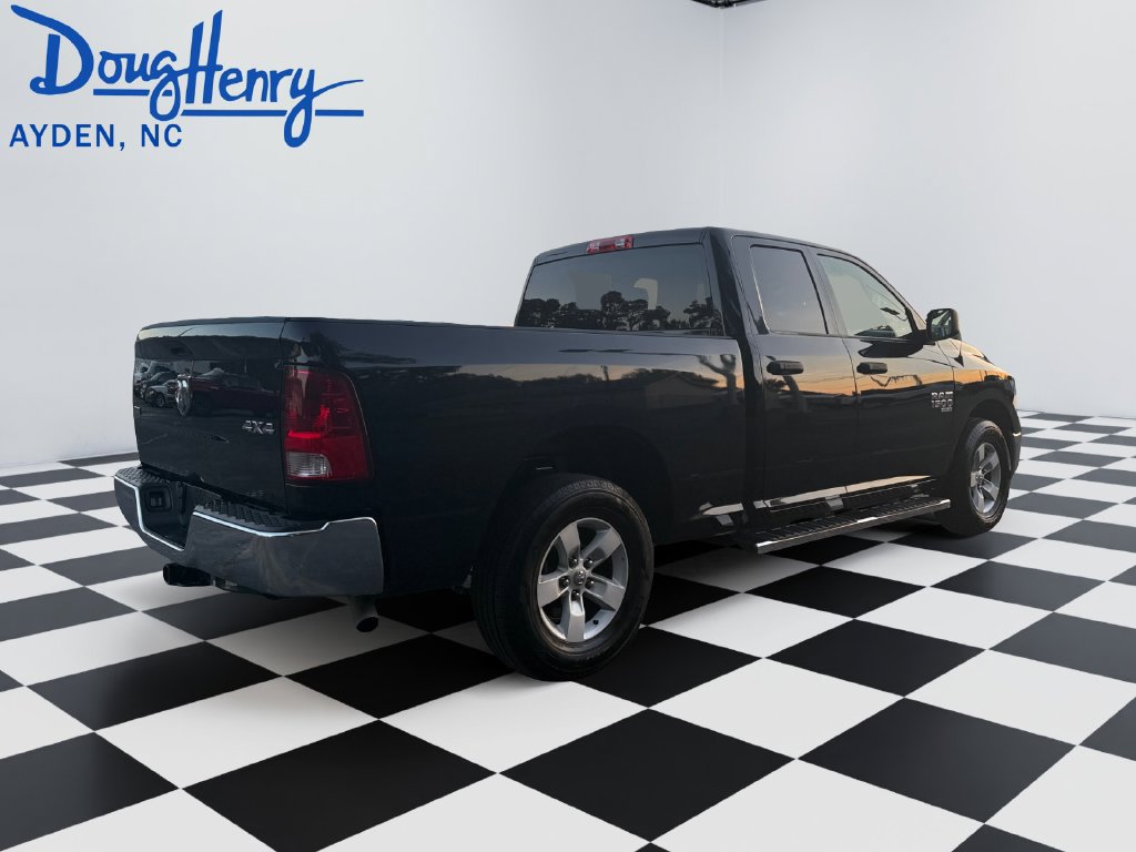 Used 2024 RAM 1500 Classic SLT AWD/4WD image 5