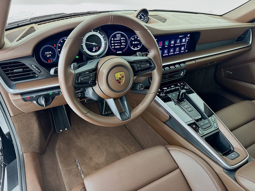 Certified 2022 Porsche 911 Targa 4S AWD/4WD image 4