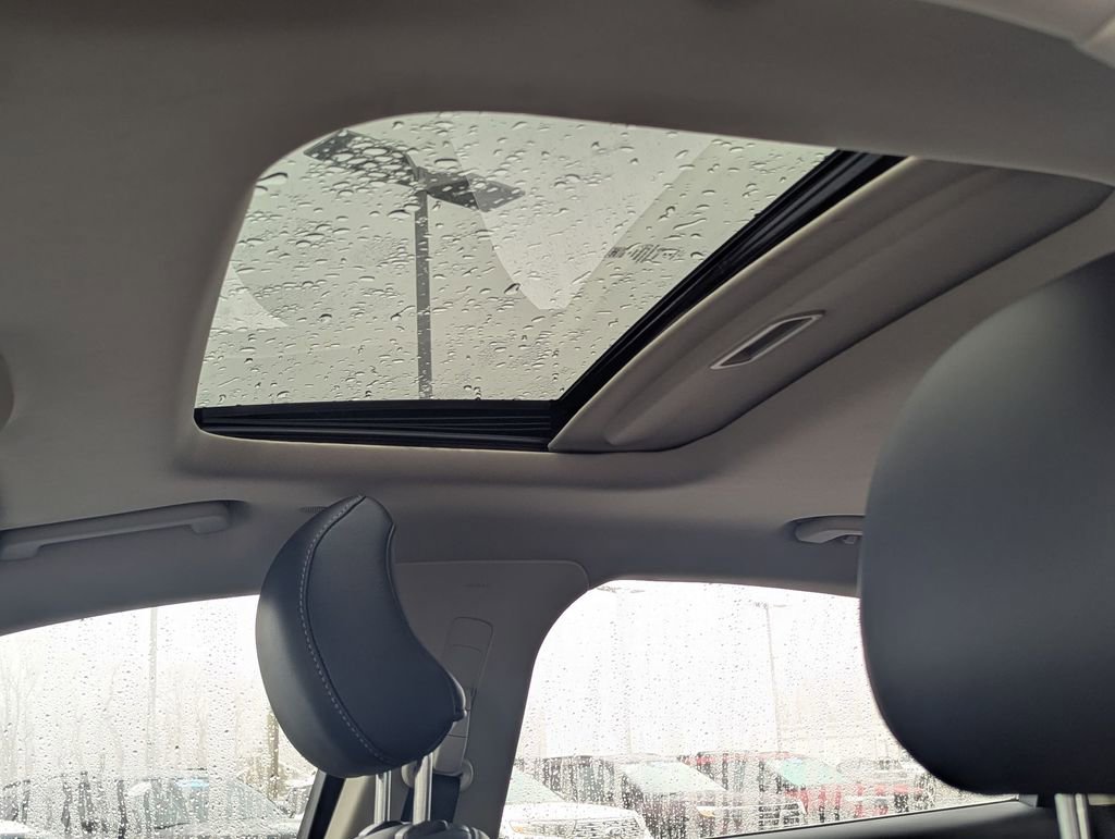 Used 2019 Ford Fusion Energi Titanium image 23