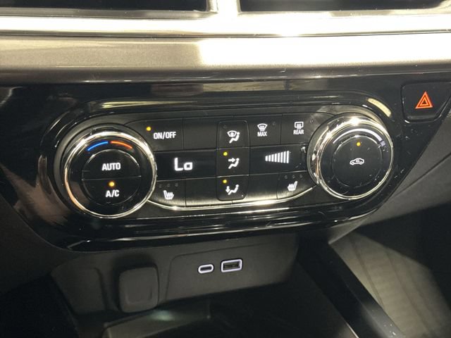 Certified 2024 Chevrolet Trax ACTIV w/ Sunroof Package FWD image 20