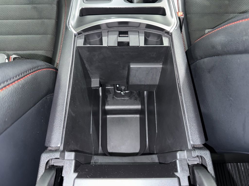 Used 2023 Ford Edge ST-Line AWD/4WD image 32