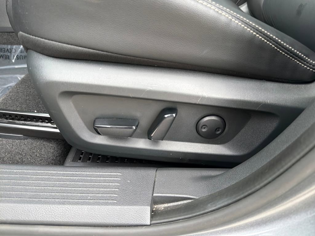 Certified 2023 Nissan Rogue SL image 16