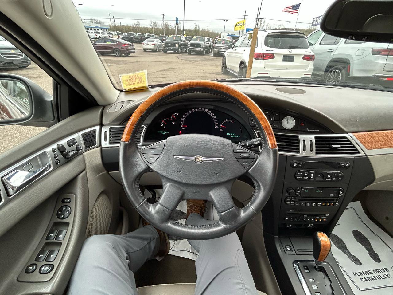 Used 2007 Chrysler Pacifica Limited FWD image 33