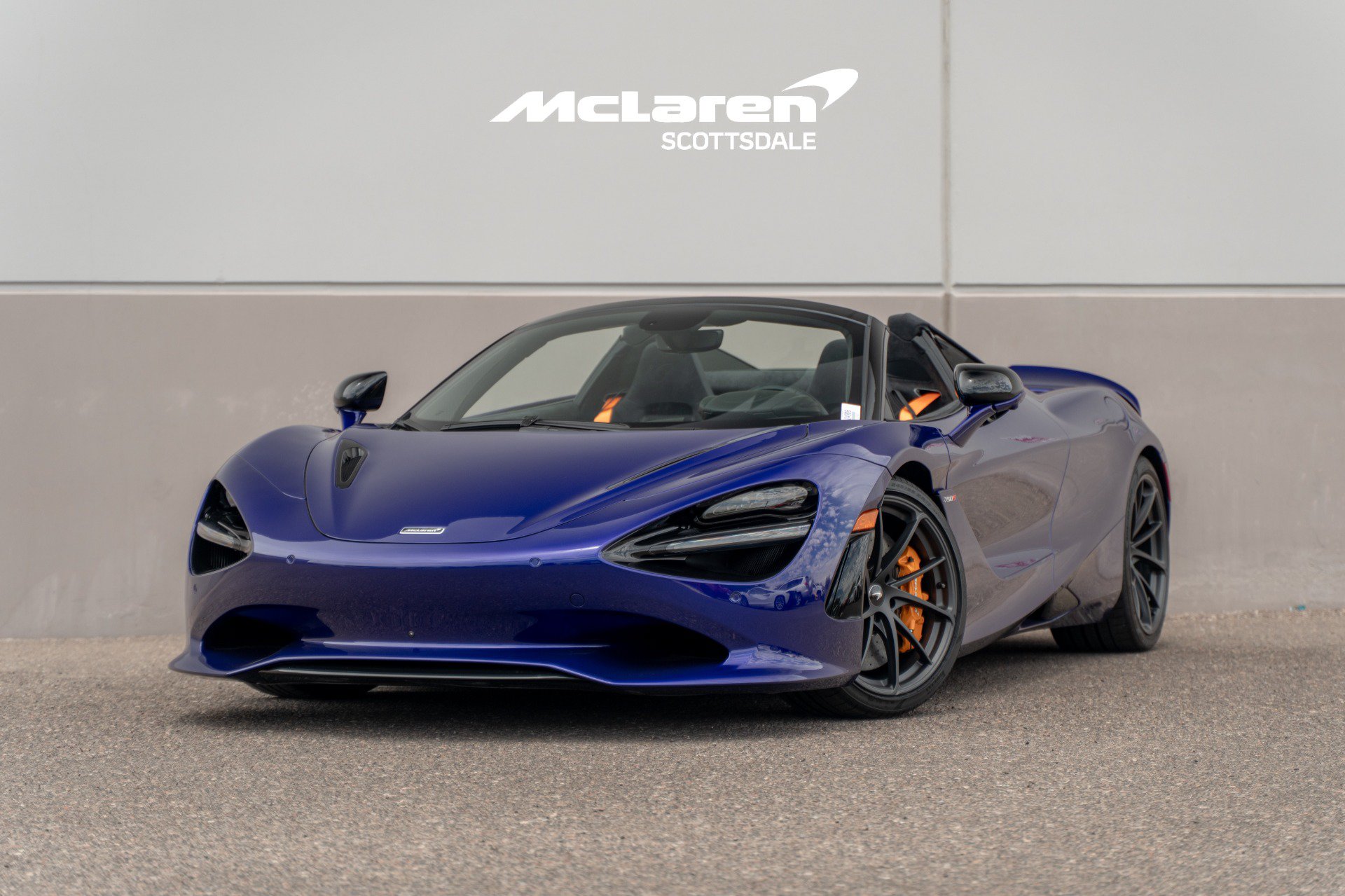 Used 2026 McLaren 750S Spider RWD image 2
