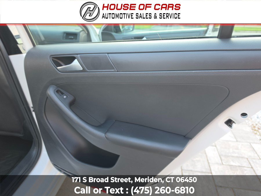 Used 2015 Volkswagen Jetta S FWD image 40