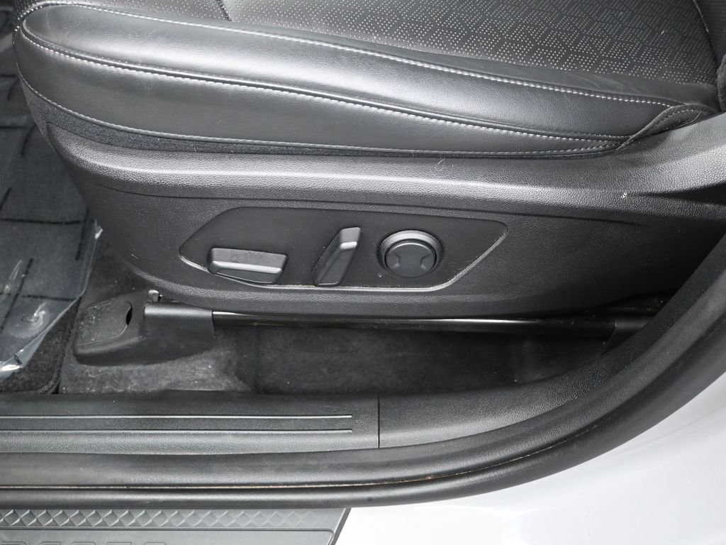 Certified 2023 Kia Sorento S AWD/4WD image 12