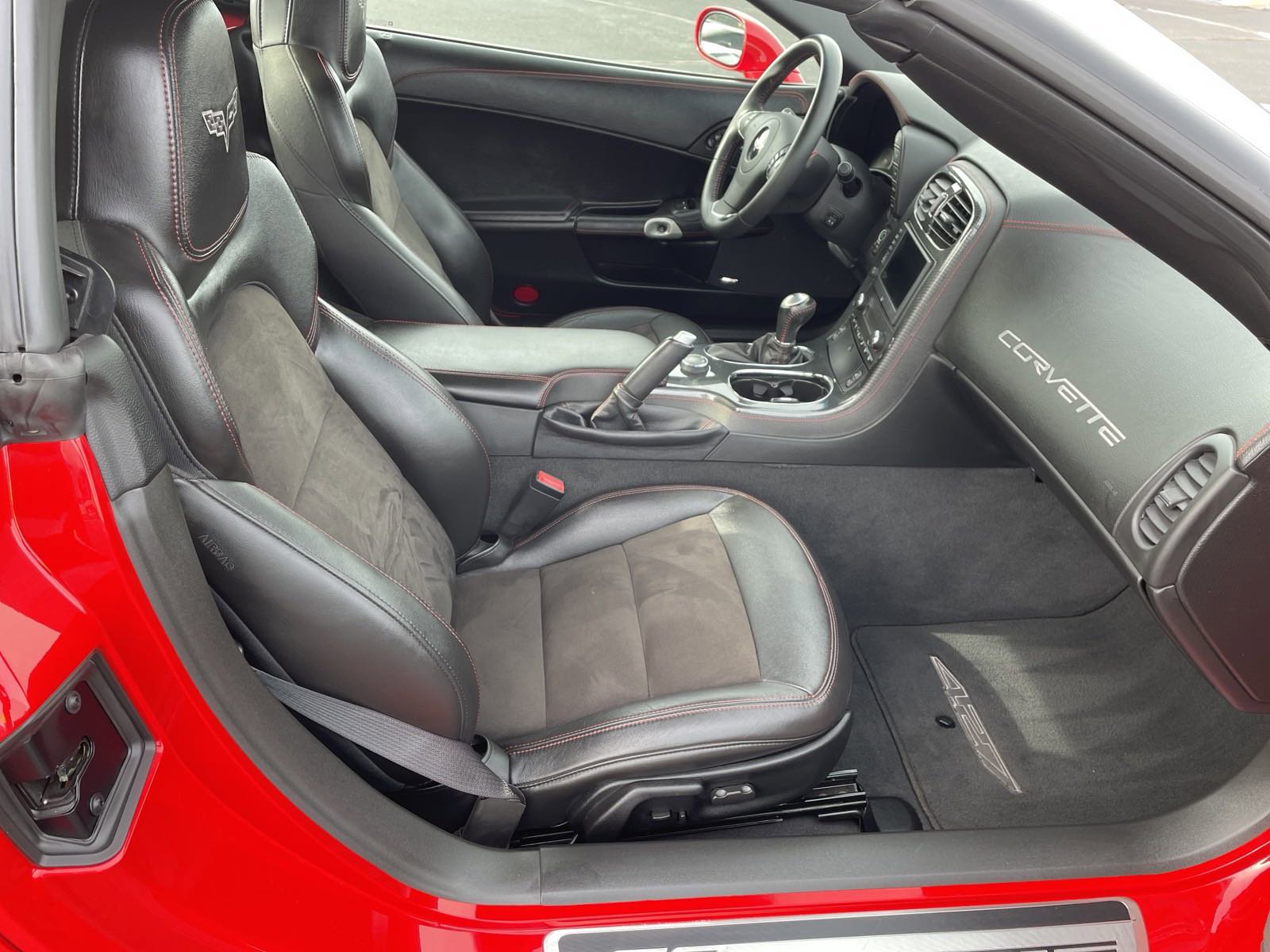 Used 2013 Chevrolet Corvette 427 w/ 1SC Preferred Equipment Group image 20