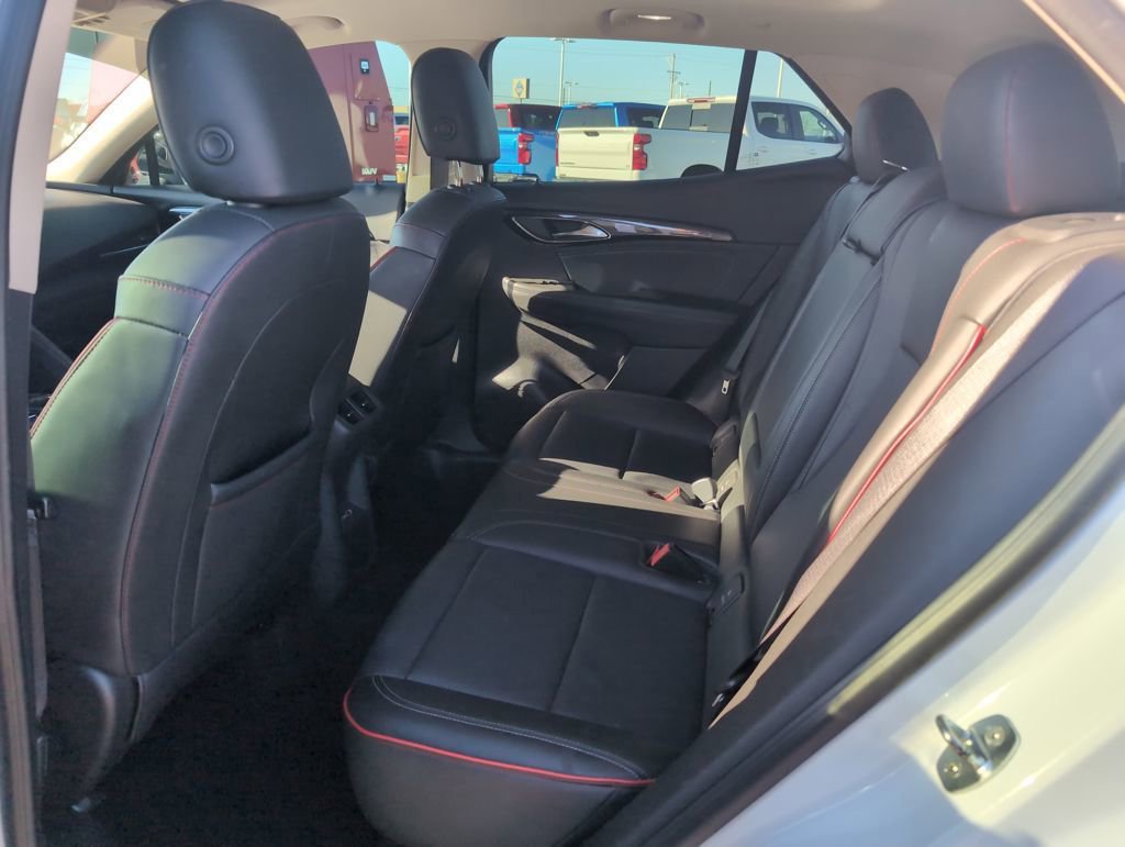 Used 2022 Buick Envision Essence w/ Technology Package I image 10