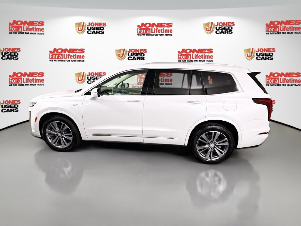 Used 2025 Cadillac XT6 Premium Luxury w/ LPO, Floor Liner Package AWD/4WD image 16
